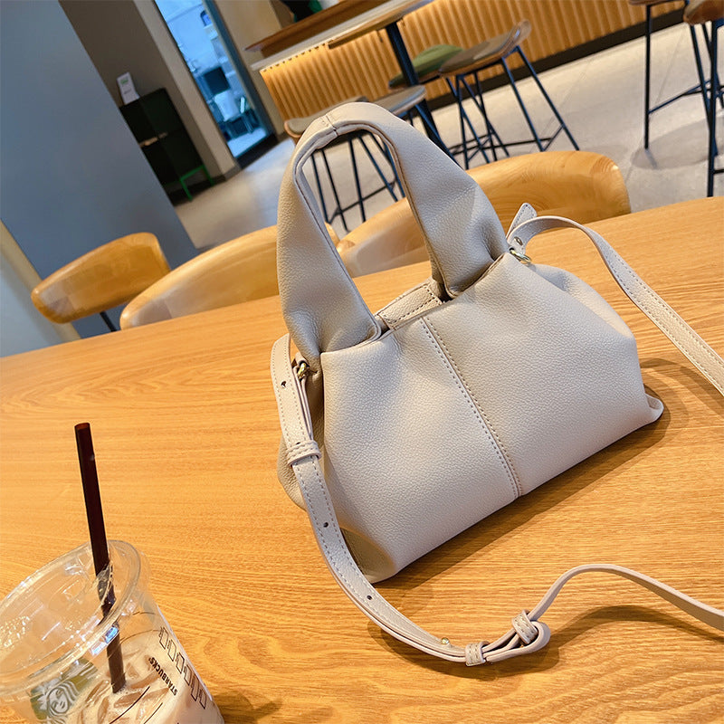 Wholesale Versatile solid color lunch box bag European and American fashion handbag shoulder messenger bag